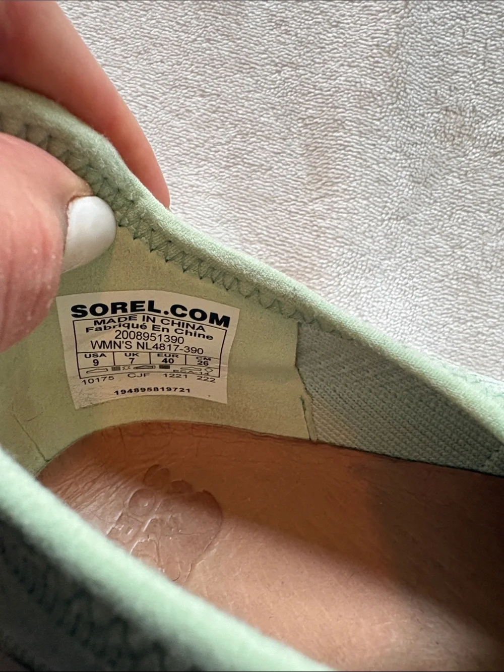Sorel breathable pale